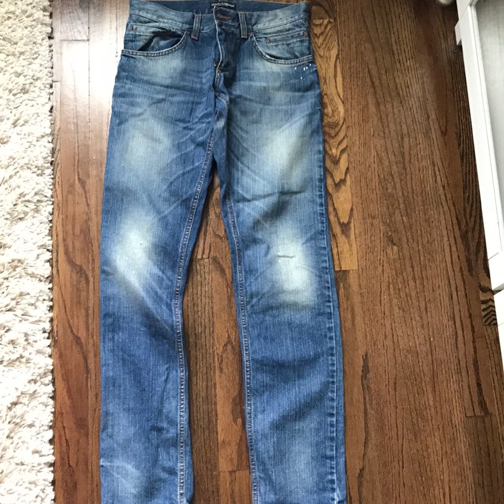 Dolce and Gabbana jeans .